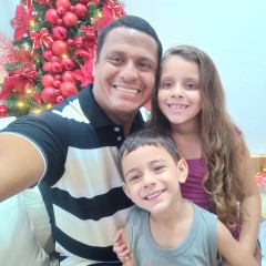 Adriano Lopes